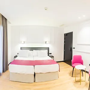 3* فندق Boutique Puerta De Granadas