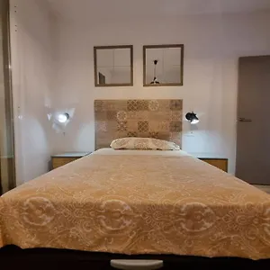 Apartamento Exclusividad A Pie De La Torre De La Catedral, Granada