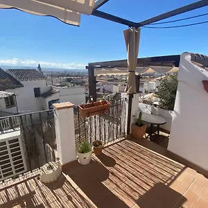 Habitación en casa particular Con Bano Y Cocina Privados En Albaicin, Granada