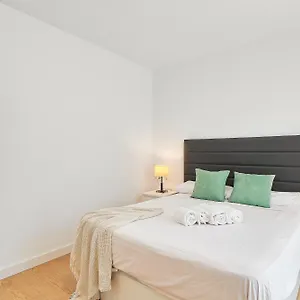 https://holidays-elite.1costadelsol.com