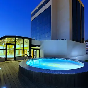 4* Hotel Tent